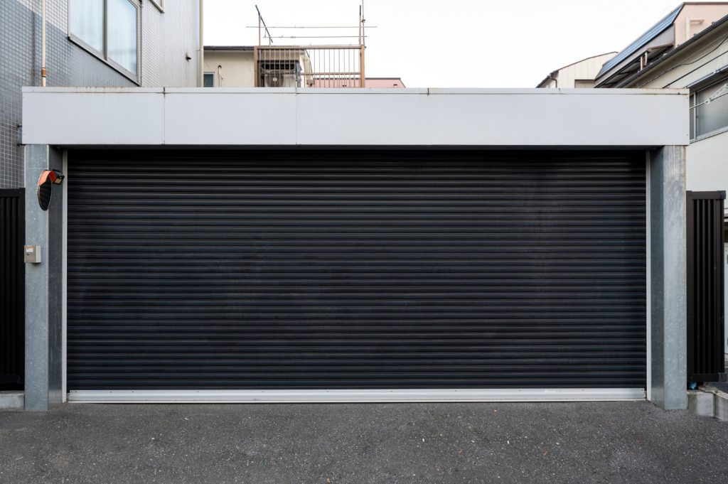 The Benefits of Automatic Garage Doors - BabAutomation